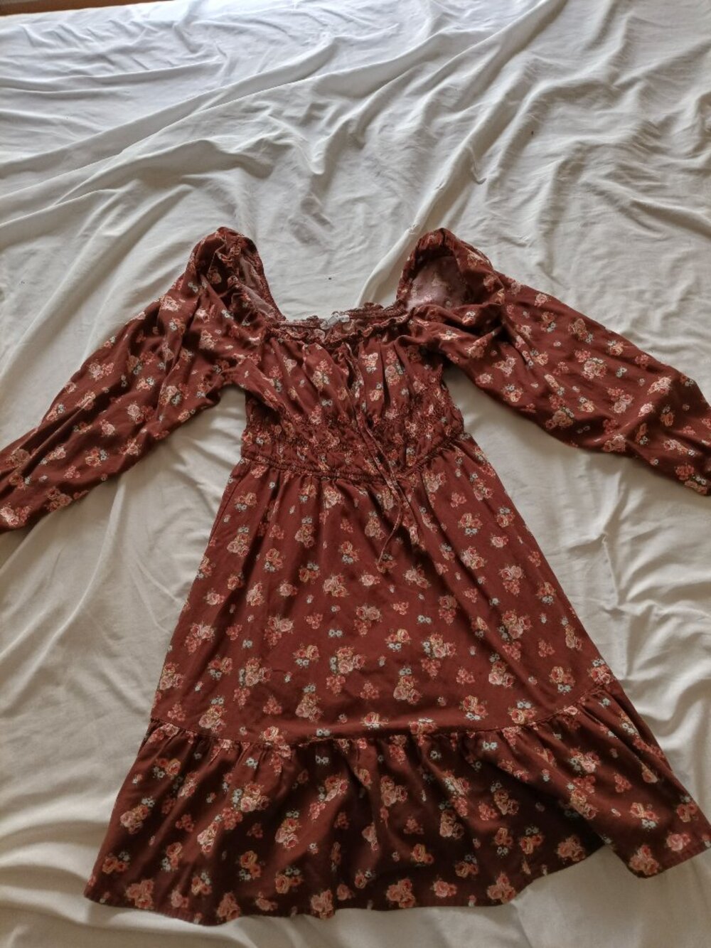 Celebrity pink brown puff sleeves dress